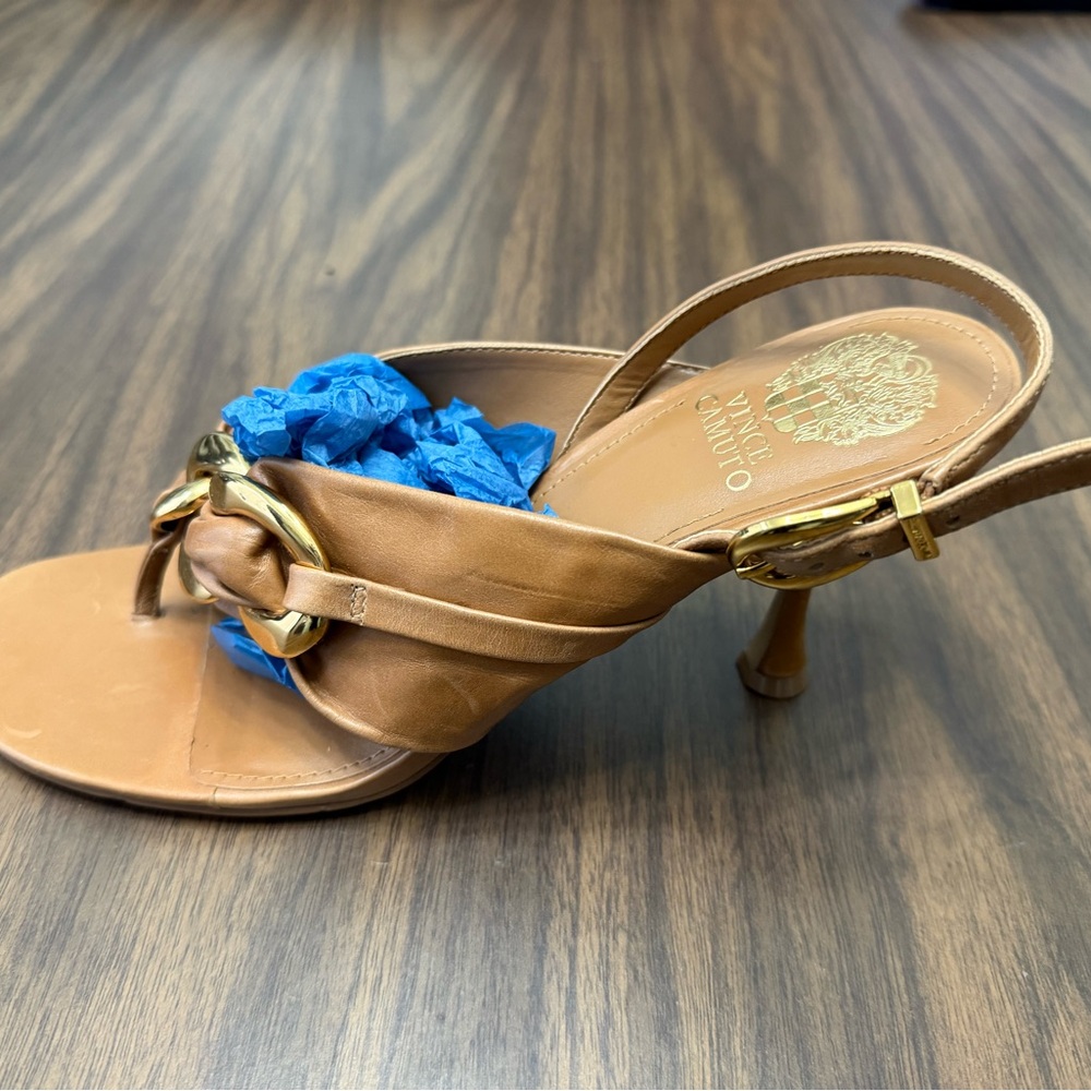 Vince Camuto Tan Women's Sandals size 11 with gold detail - Picture 4 of 7
